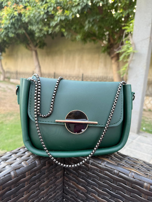 Modern & Functional Shoulder Bag