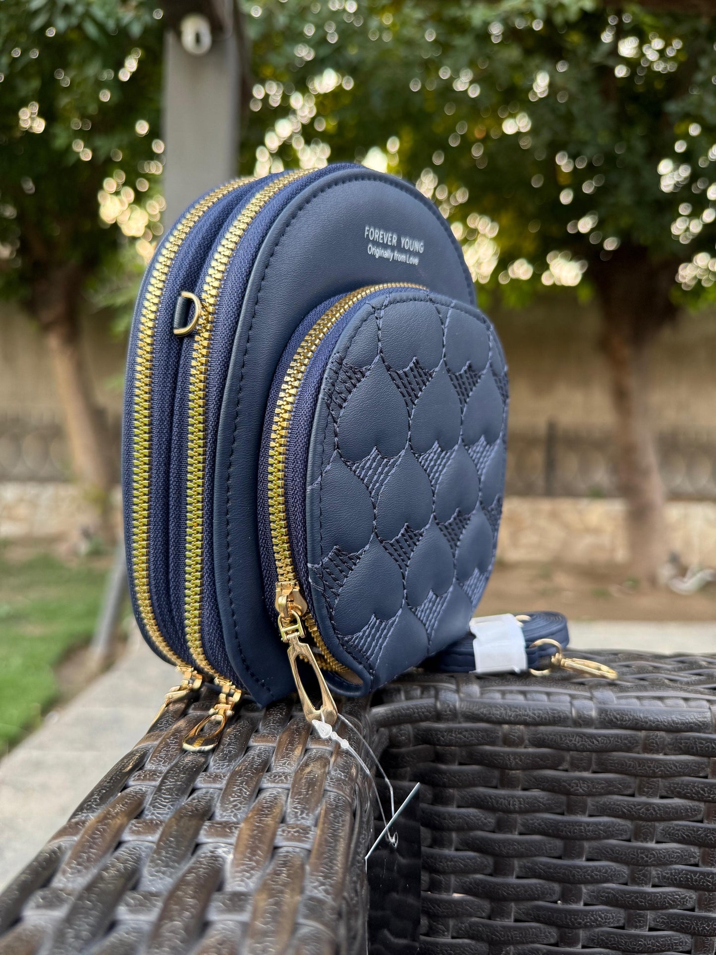 ladies black crossbody bag
