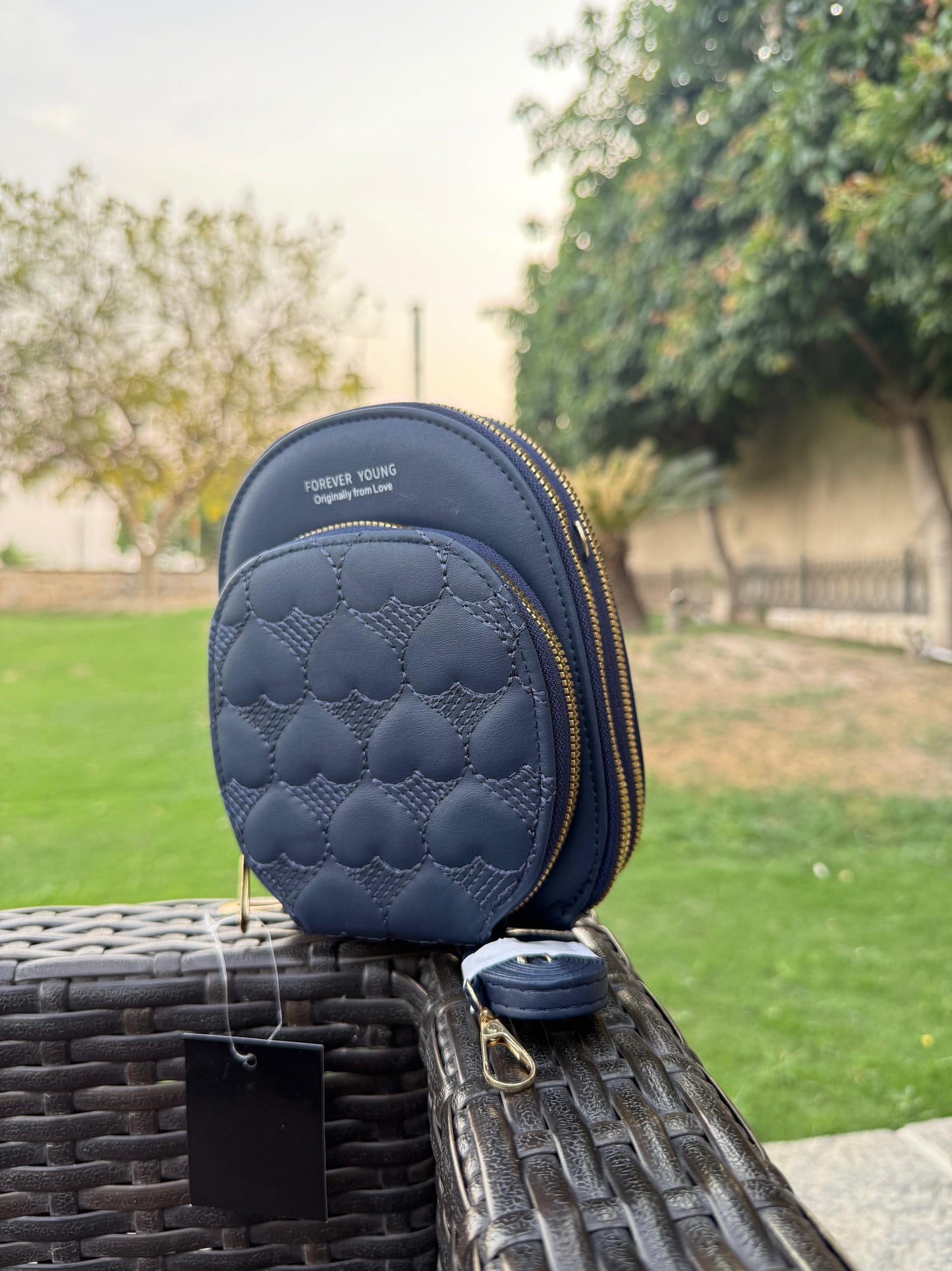 ladies black crossbody bag